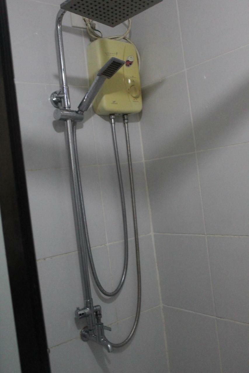 35m² 1 slaapkamer, 1 privé badkamer Appartement in Ecoland Davao City Buitenkant foto