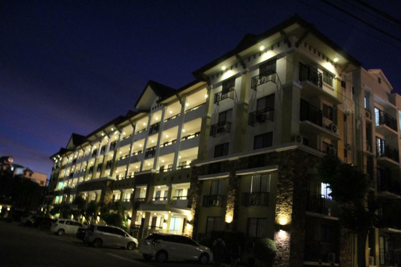 35m² 1 slaapkamer, 1 privé badkamer Appartement in Ecoland Davao City Buitenkant foto