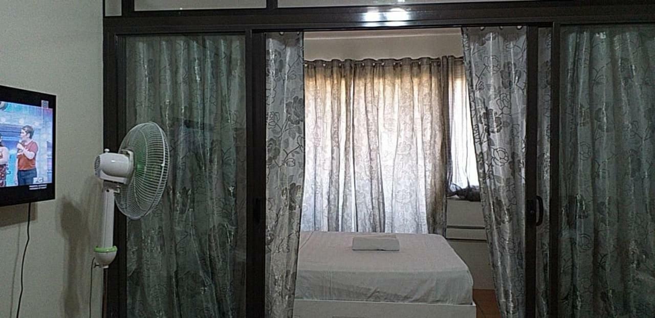 35m² 1 slaapkamer, 1 privé badkamer Appartement in Ecoland Davao City Buitenkant foto